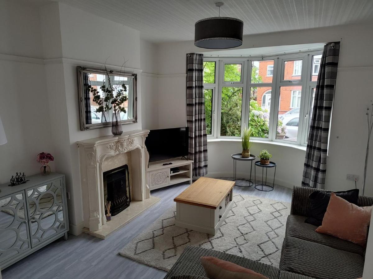 Wavertree Drive 3 Bed Contractor Home In Лестер Экстерьер фото