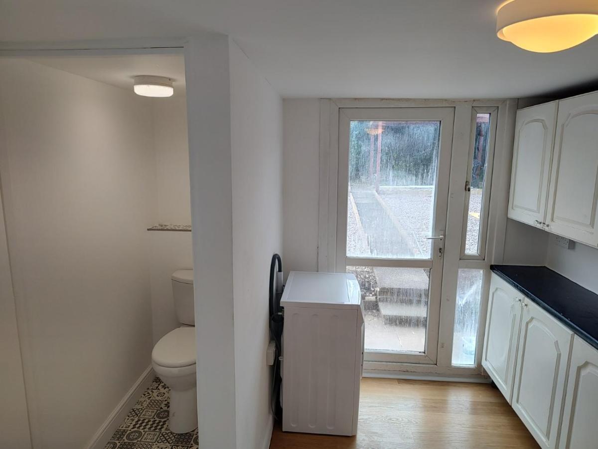 Wavertree Drive 3 Bed Contractor Home In Лестер Экстерьер фото
